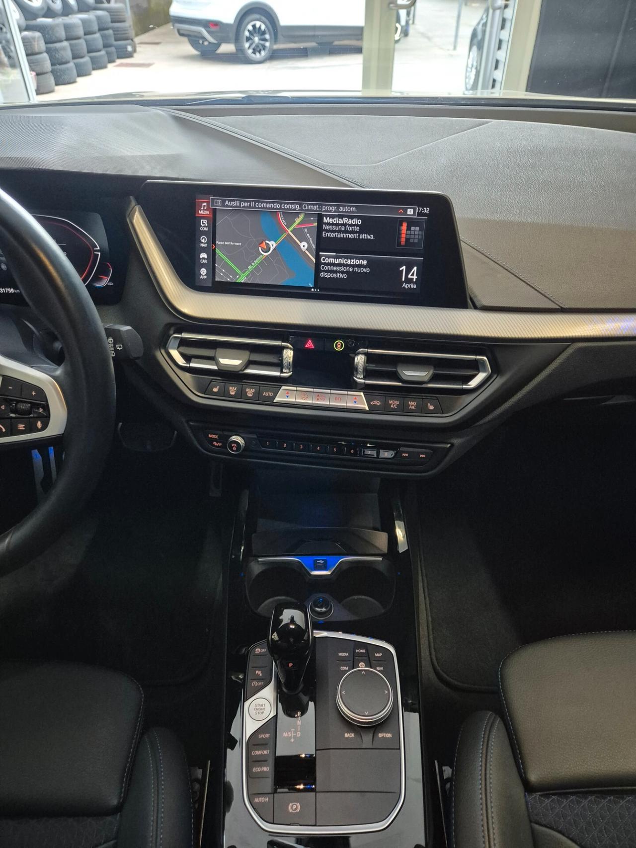 Bmw 118 118i 5p. Msport