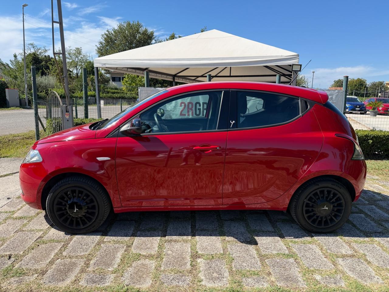 Lancia Ypsilon 1.2 69CV Silver-2015"IMPECCABILE"