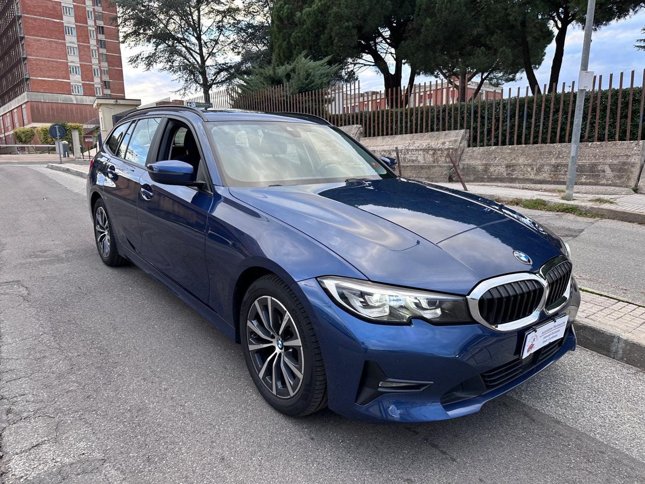 Bmw 320 320d Touring 190cv automatica Msport TETTO