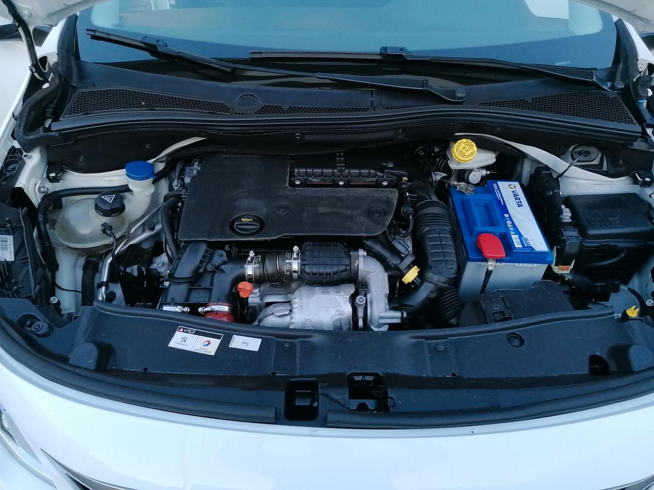 Peugeot 2008 BlueHDi 100 Active