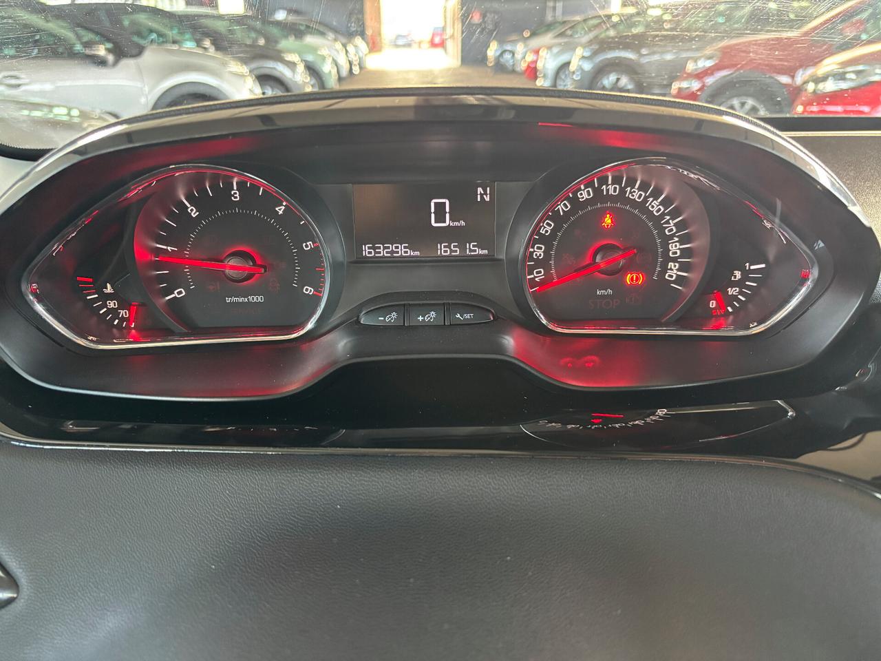 Peugeot 208 1.4 e-HDi 68 CV AUTOMATICA Active