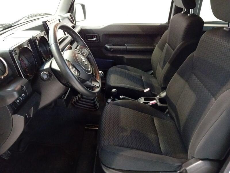 Suzuki Jimny Jimny 1.5 5MT Top 4 POSTI