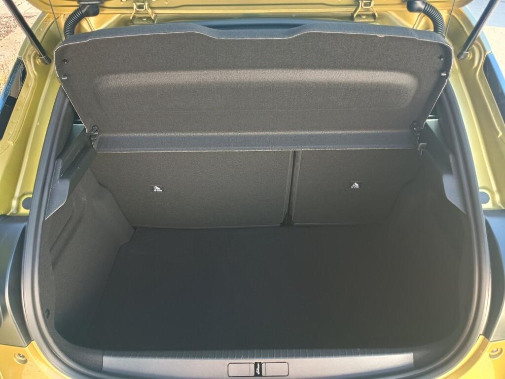 Lancia Ypsilon 1.2 Hybrid e-DCT