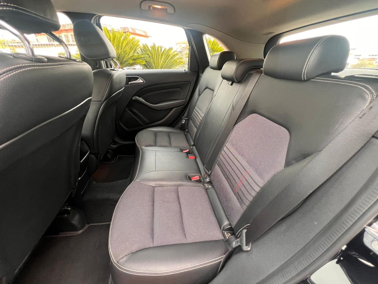 Mercedes-benz B 200 d Automatic Premium