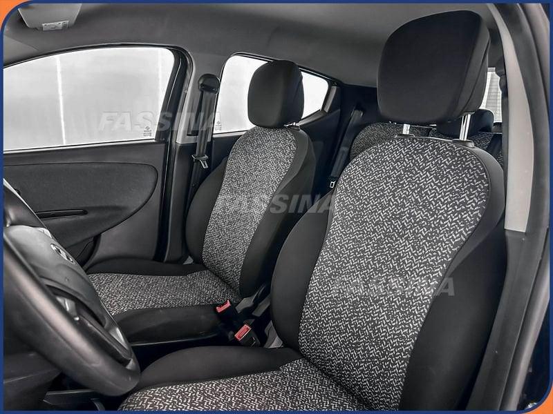 Lancia Ypsilon Ypsilon 1.0 firefly hybrid Silver Plus s&s 70cv