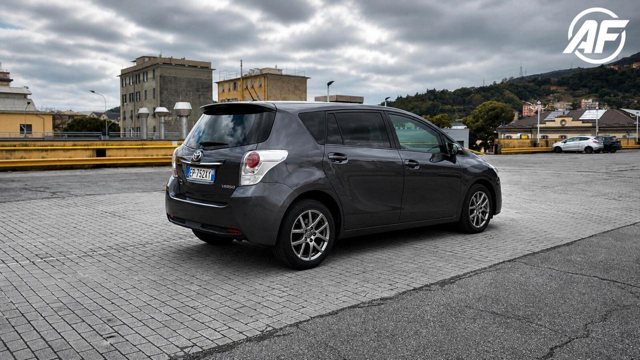 TOYOTA VERSO 2.0 DIESEL 7 POSTI – FAMIGLIA, SPAZIO E AFFIDABILITÀ