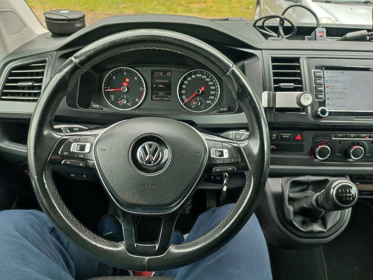 VOLKSWAGEN CARAVELLE 2017 DIESEL EURO6B 6POSTI GANCIO TRAINO