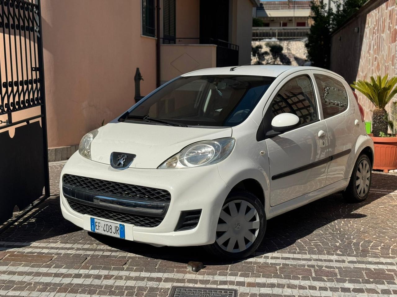 Peugeot 107 1.0 68CV 5p. Plaisir