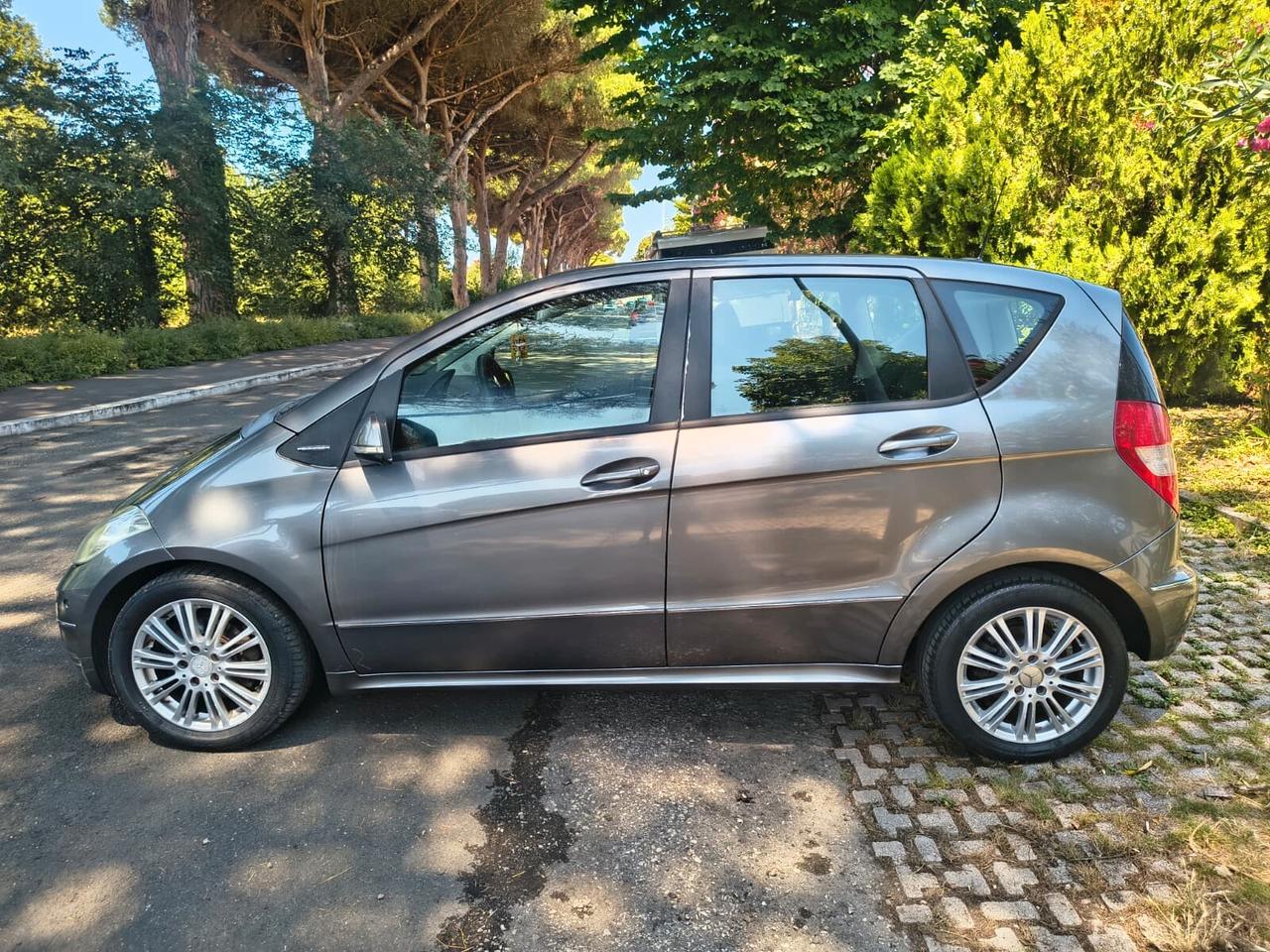 Mercedes CLASSE A 180 93.000KM ORIGINALI ADATTA A NEO