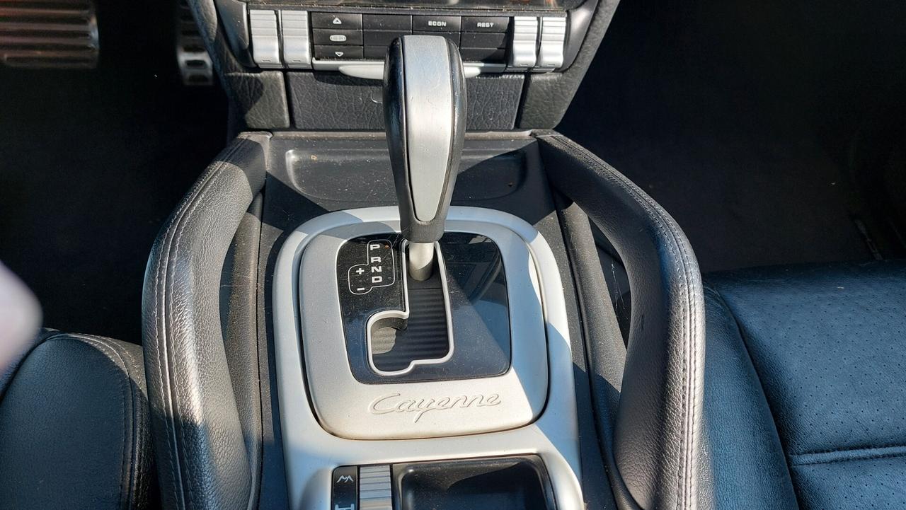 Porsche Cayenne 4.5 cat Tiptronic S