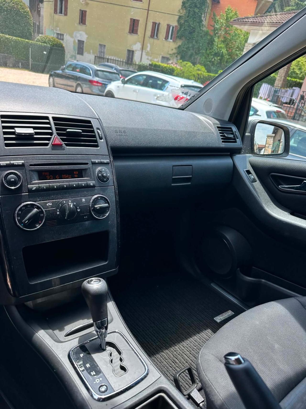 Mercedes-benz A 180 CDI AVANTGARDE KMCERT UNICOPR