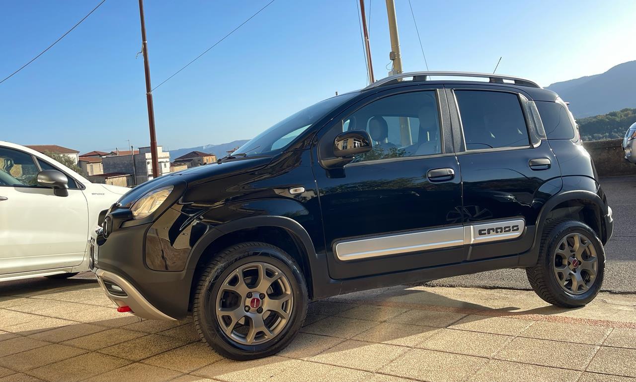 Fiat Panda Cross 1.3 MJT 95 CV S&S 4x4 "Auto Aziendale fatturabile con iva deducibile / Pari al nuovo"
