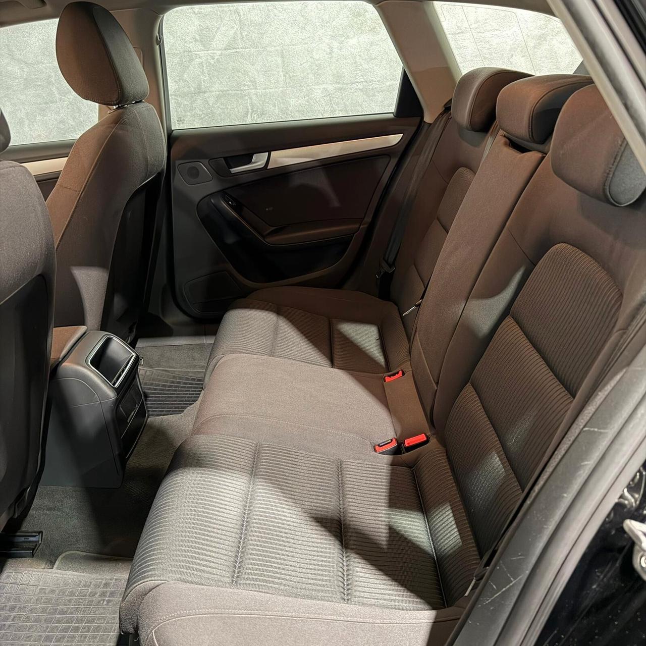 Audi A4 Avant 2.0 TDI 120 CV NEOPATENTATI