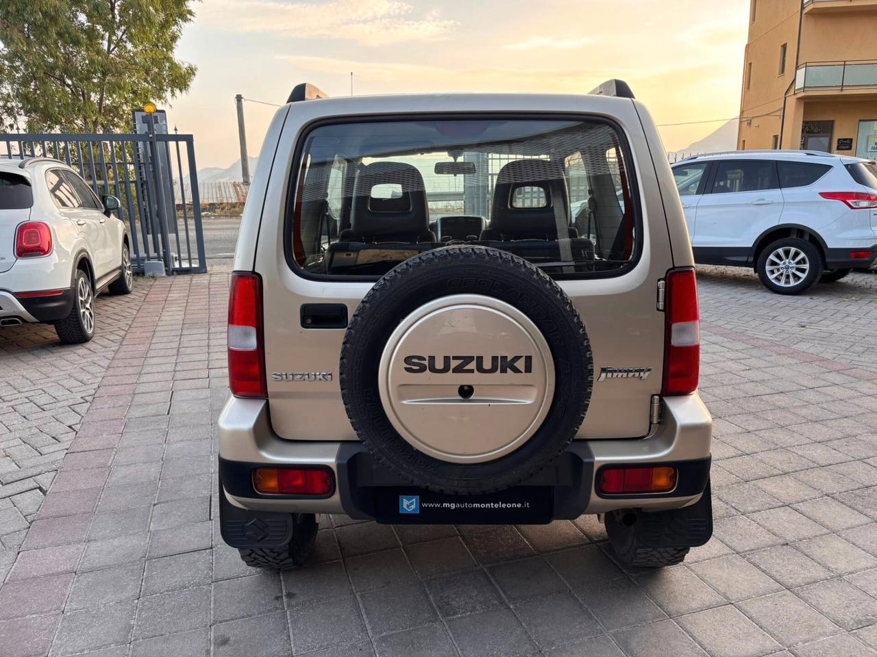 SUZUKI JIMNY