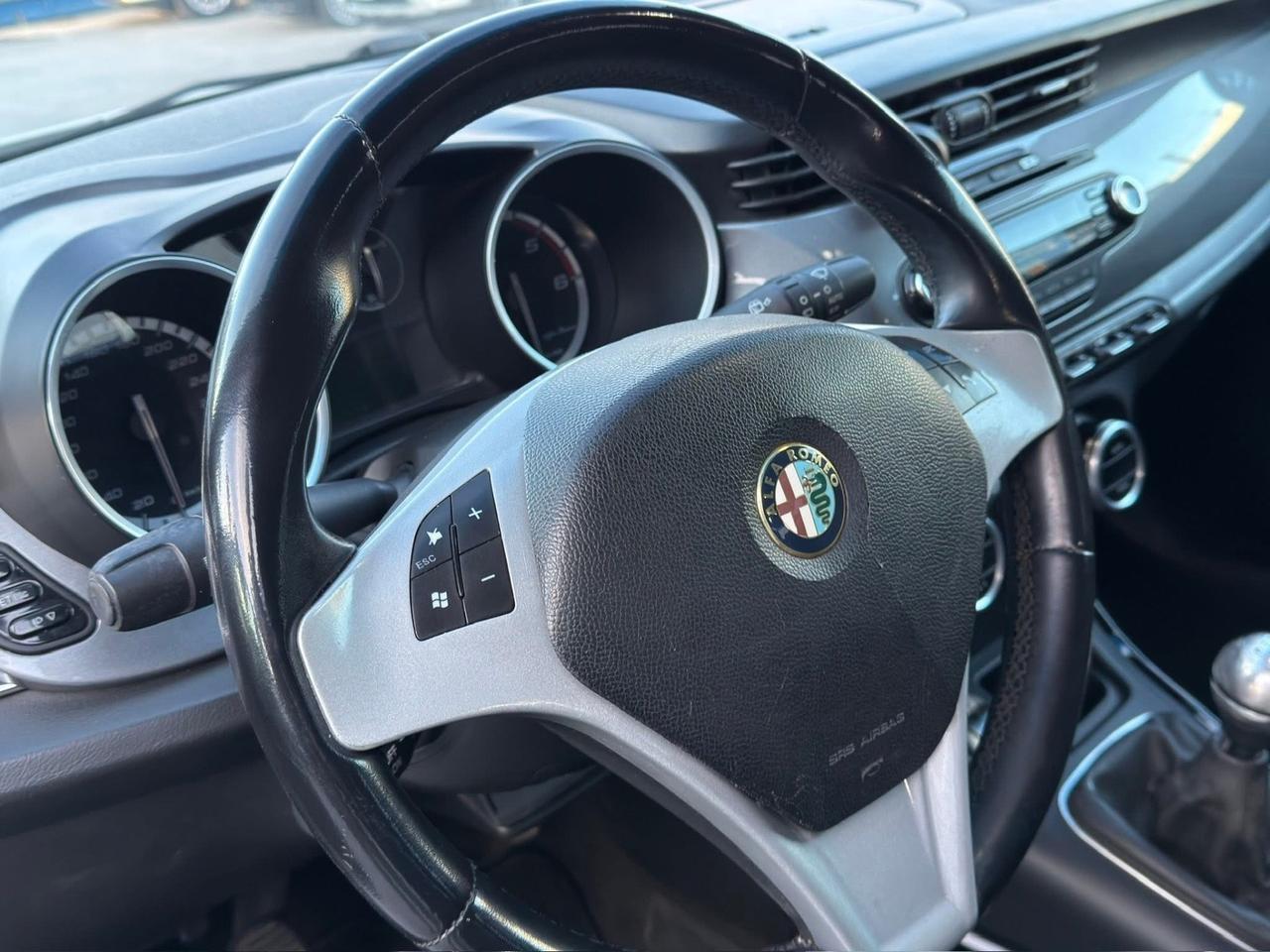 Alfa Romeo Giulietta 1.6 JTDm-2 105 CV Distinctive