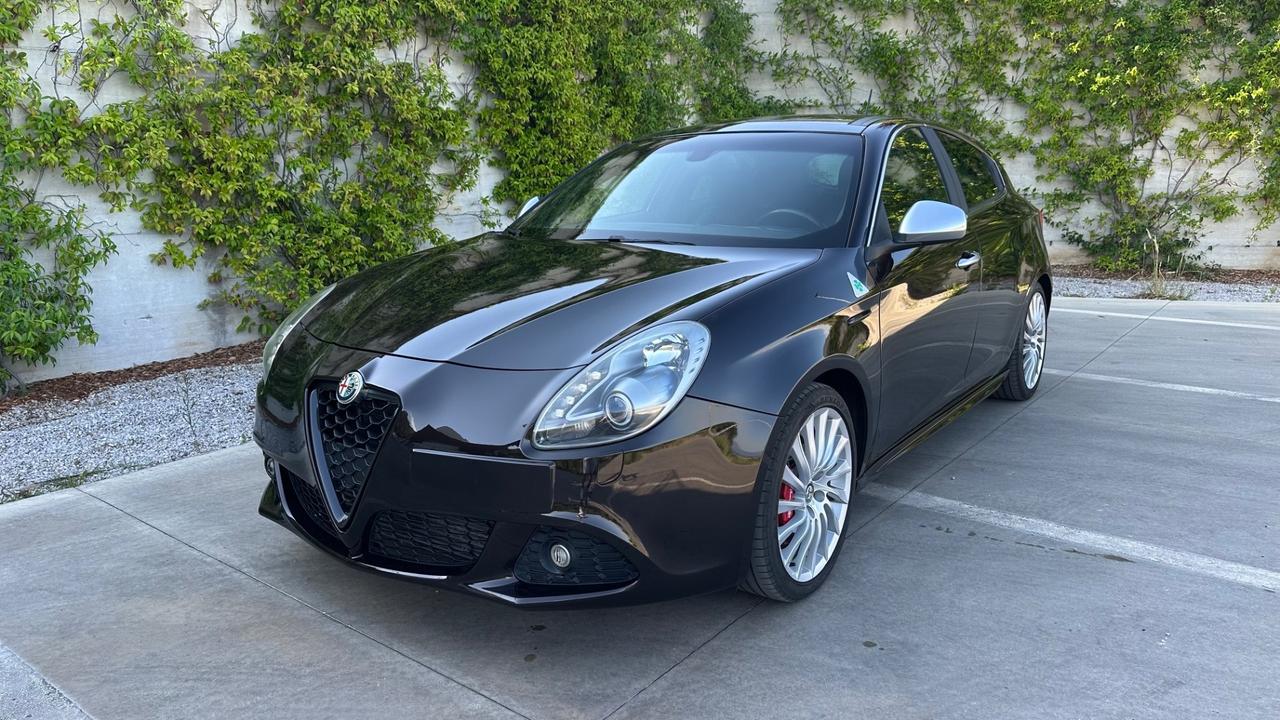 Alfa Romeo Giulietta 1750 TBi Quadrifoglio Verde