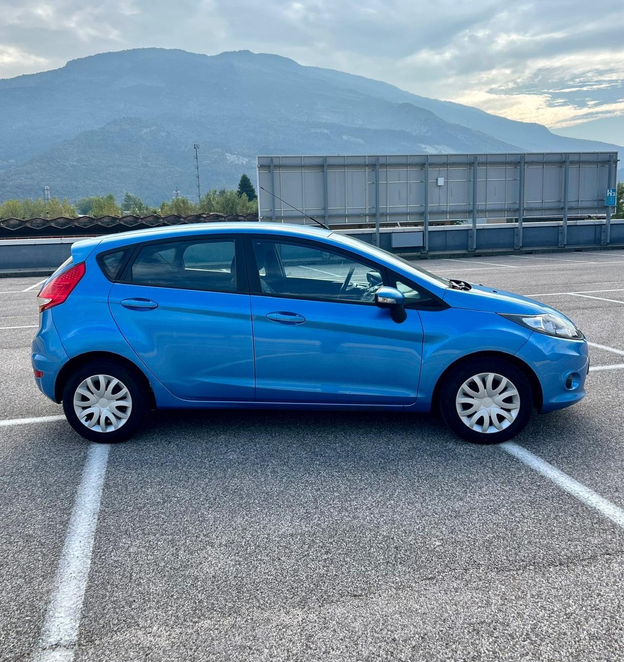 Ford Fiesta 1.2 82CV 5p Titanium Neopatentati 2009