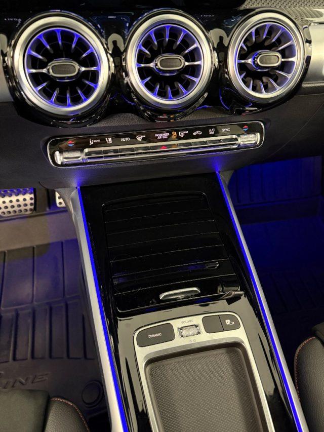 MERCEDES-BENZ GLB 200 d Premium AMG Line