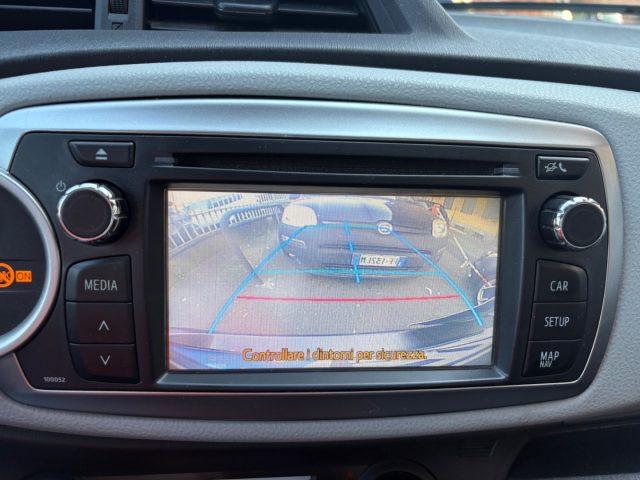 TOYOTA Yaris 1.5 Hybrid 5 porte Lounge AUTOMATICA OK NEOPATENTA