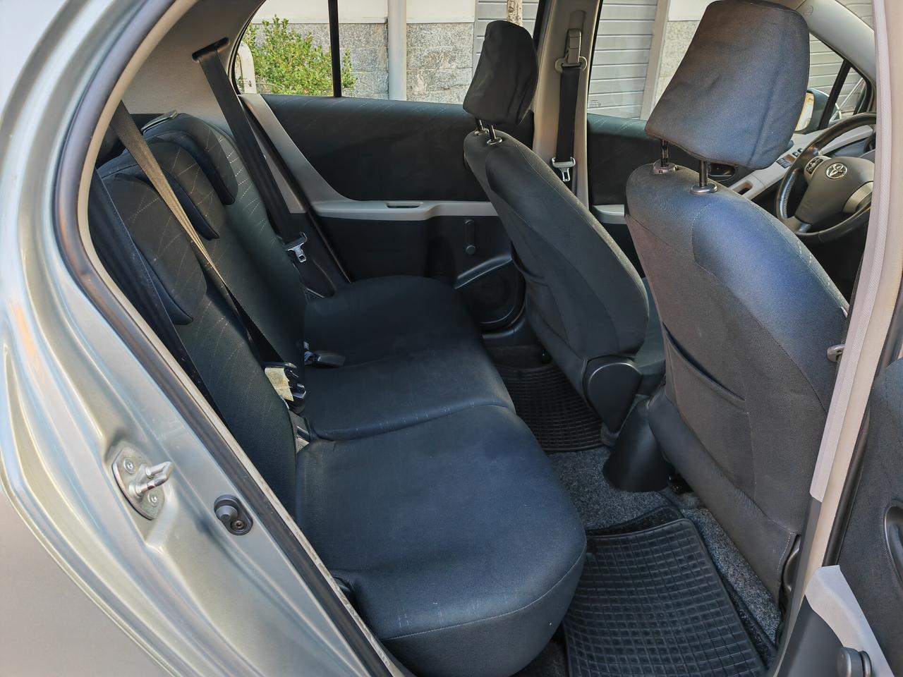 TOYOTA YARIS 1.3 BENZINA CV87 KW64 M-MT SOL