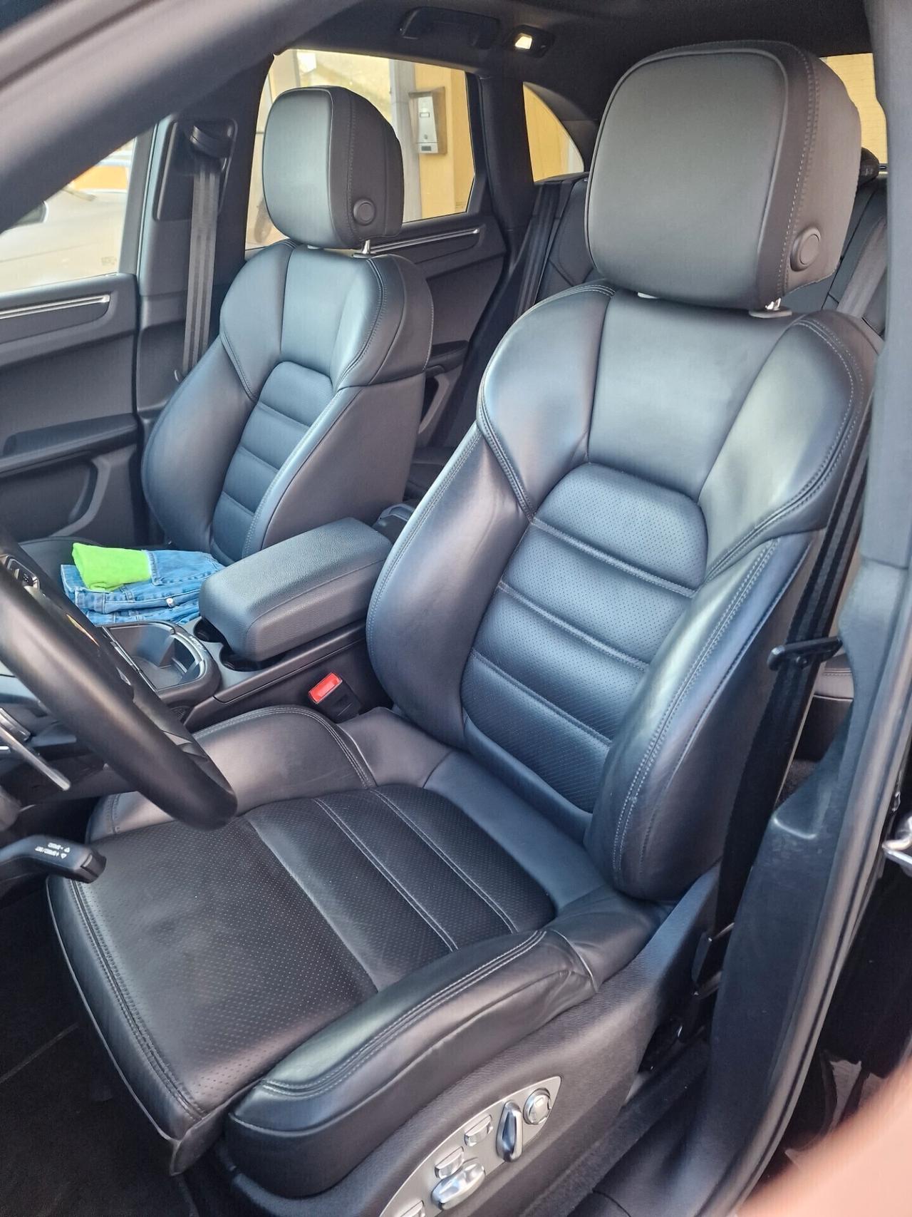 Porsche Macan 2.0 Pdk