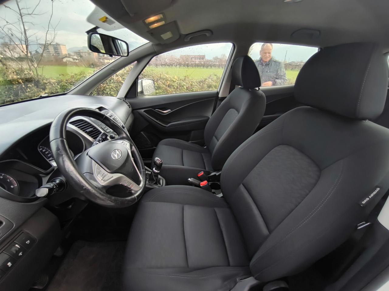 HYUNDAI IX20 1,4 BENZINA-KM 90000-OK NEOPAT.