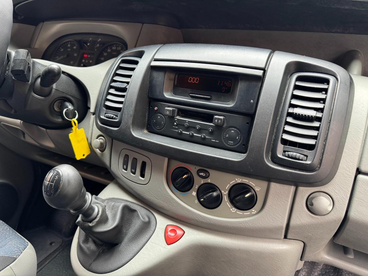 NISSAN Primastar V29 2.5 dci 140 L1H1 IVA COMPRESA