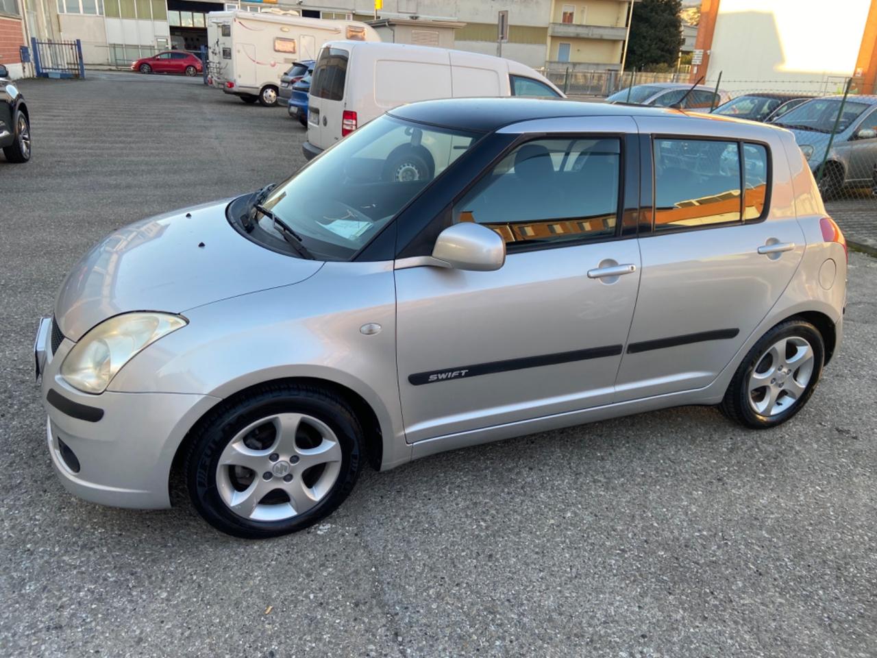 Suzuki Swift 1.3 5p. GLX