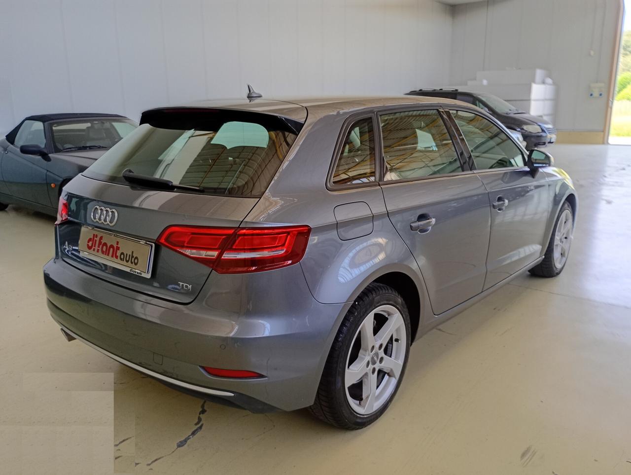 Audi A3 SPB 1.6 TDI 116 CV Sport - NEOPATENTATI