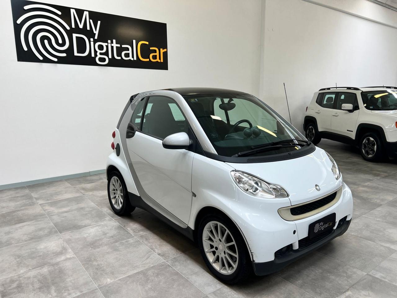 Smart ForTwo 1000 52 kW coupé passion