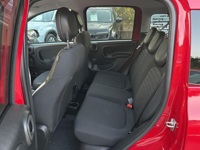 FIAT Panda New 1.0 70cv Hybrid Pandina