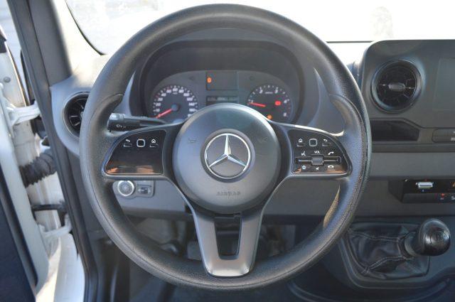 MERCEDES-BENZ Sprinter F39/33 311 CDI FWD TA Furgone