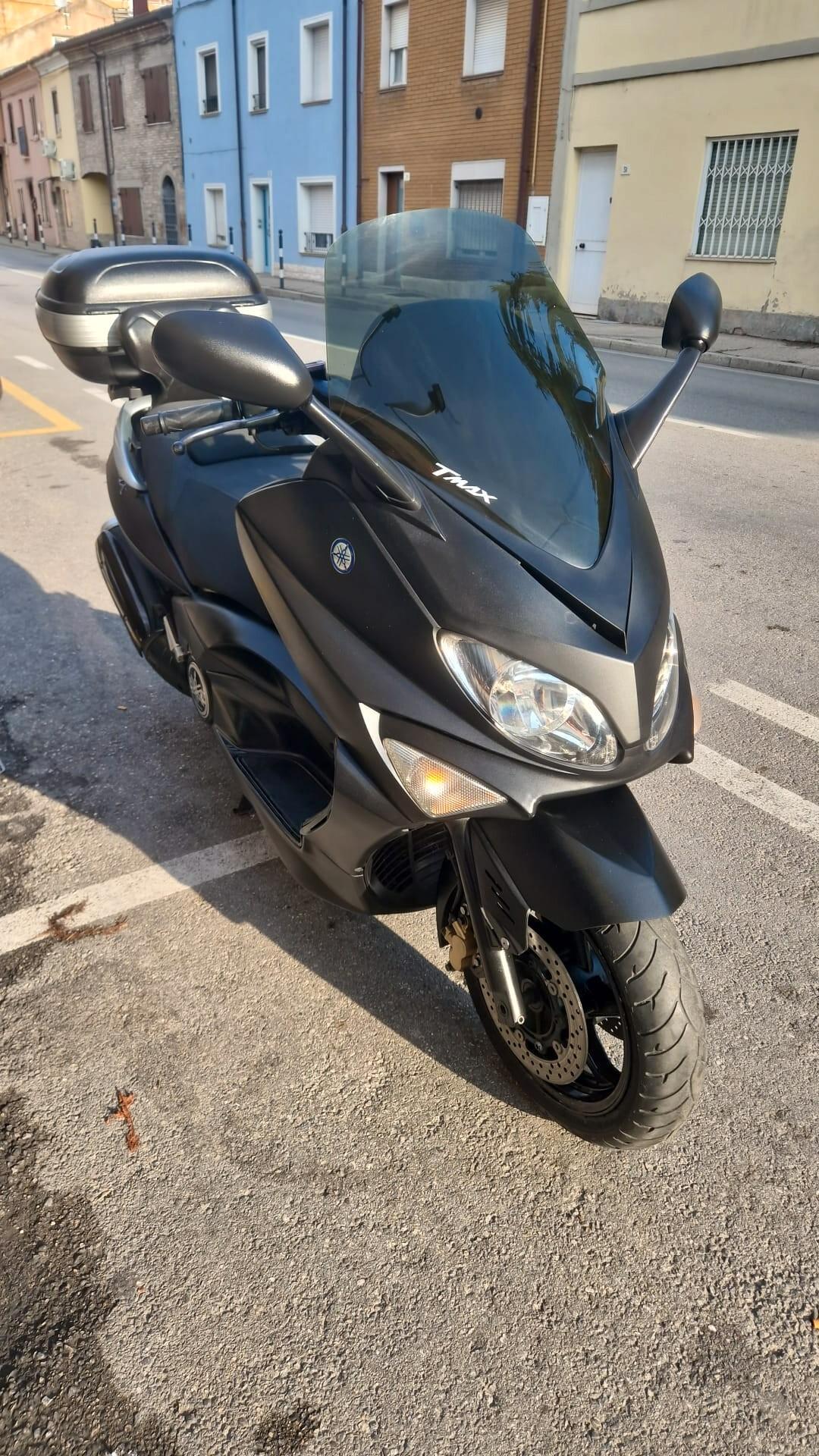 Yamaha TMAX 500 - 07/2005 Nero Opaco