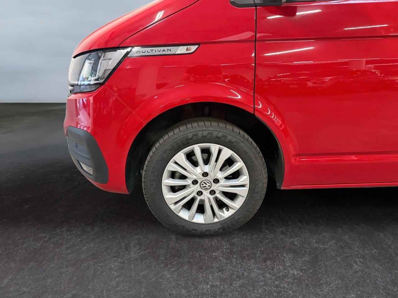 Volkswagen Multivan 2.0 tdi Trendline 150cv dsg 7p.ti