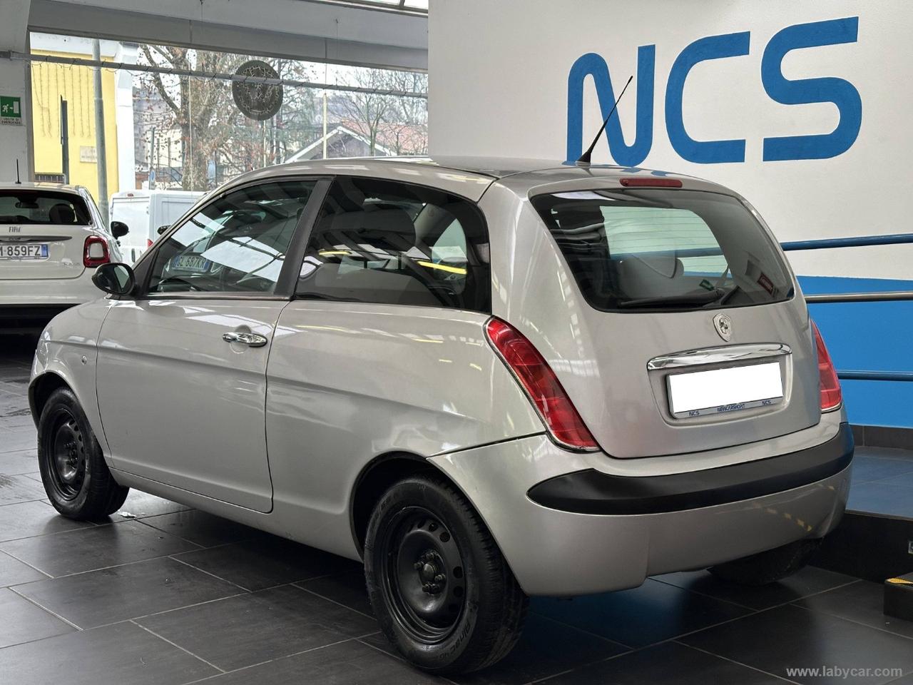 LANCIA Ypsilon 1.2 Argento