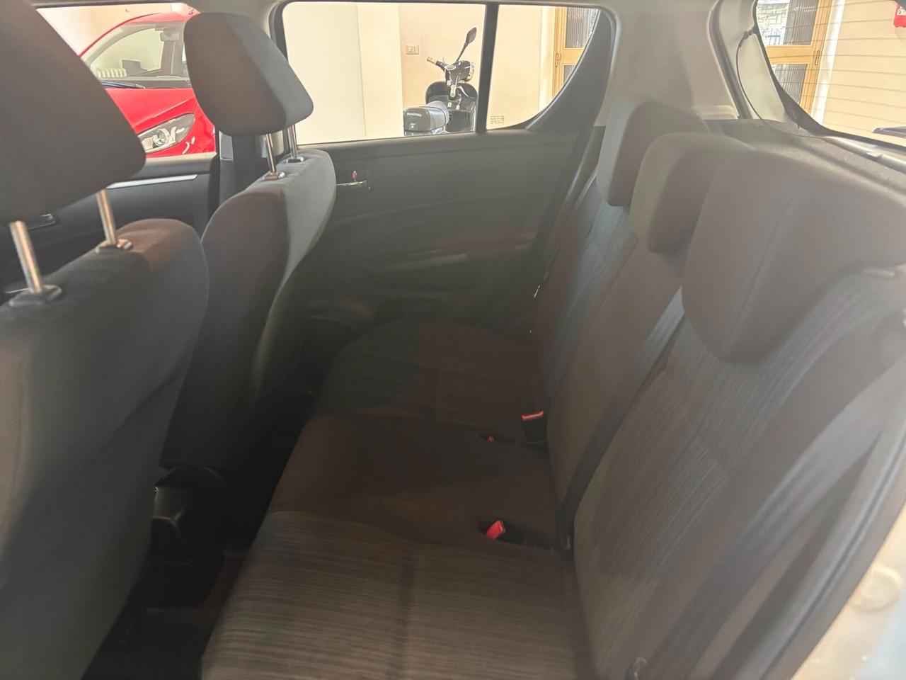 SUZUKI SWIFT ANNO 2016 BZ 1.2 ADATTA NEOPATENTATI KM 219 MILA