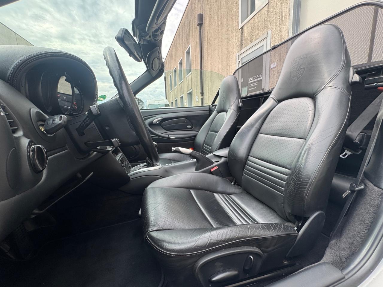Porsche 911 Carrera Cabriolet