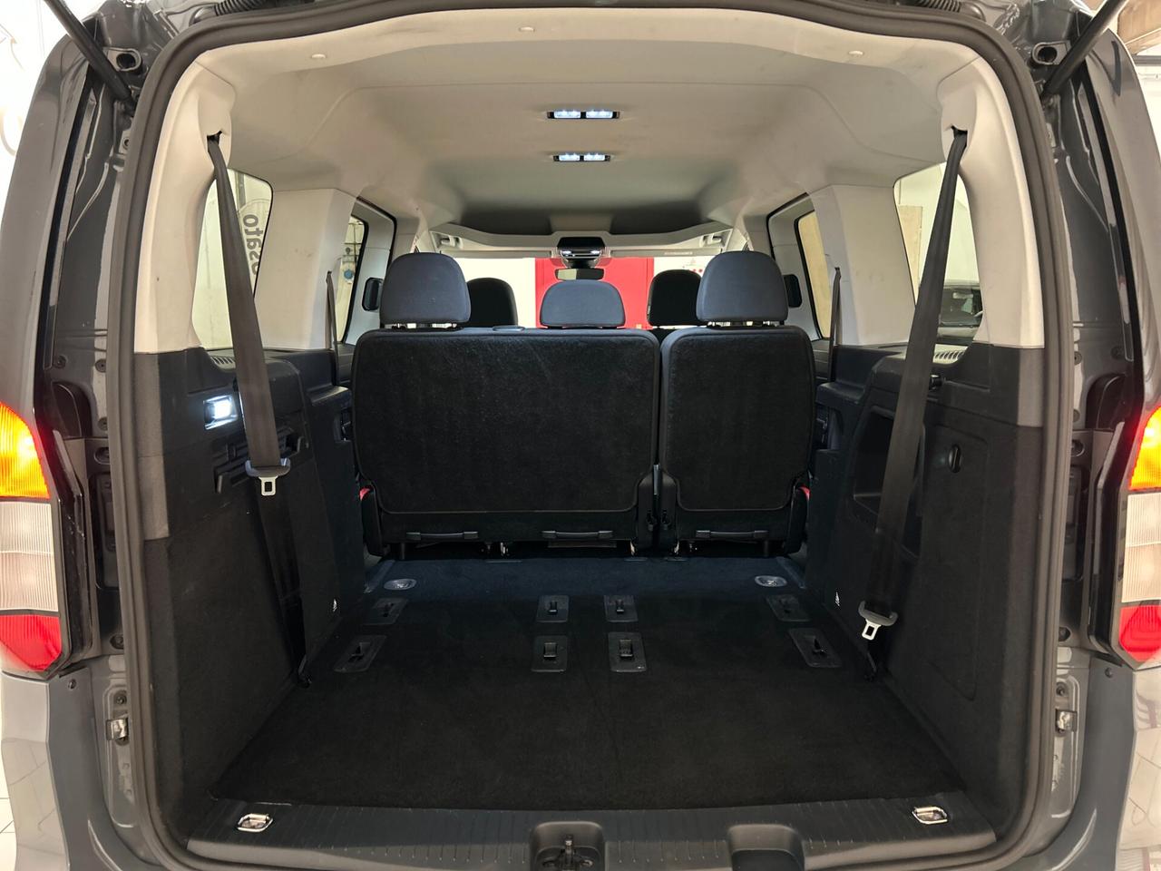 Ford Grand Tourneo Connect Plus 2.0d c.auto-Ok Neopat-Dettagli in Bio