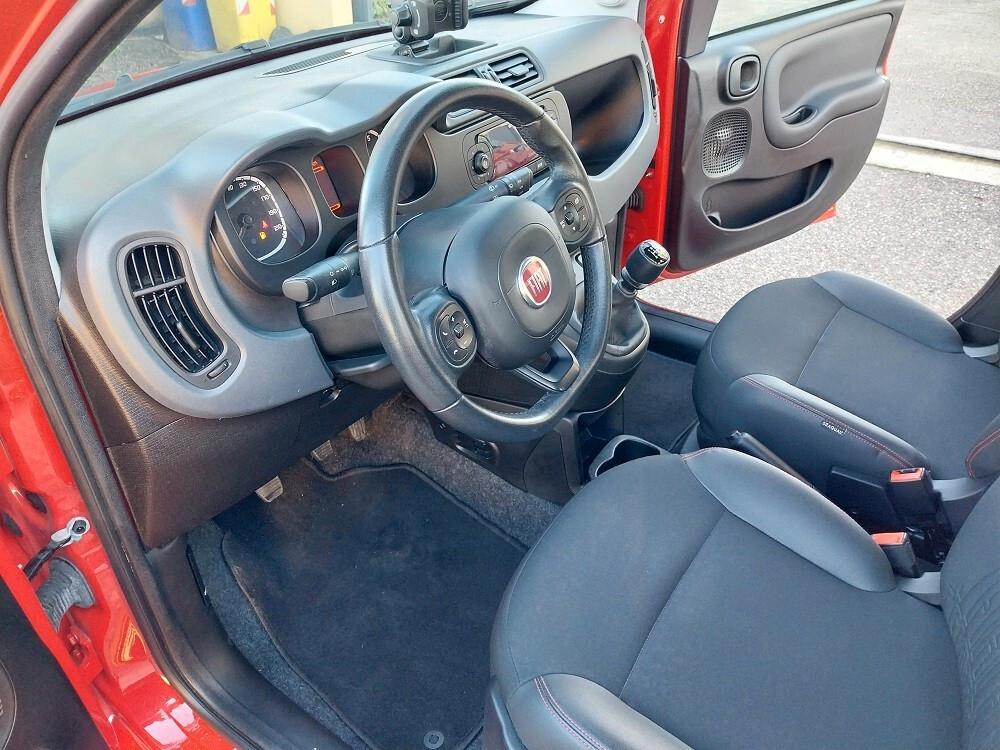 Fiat Panda 1.0 FireFly S&S Hybrid Red