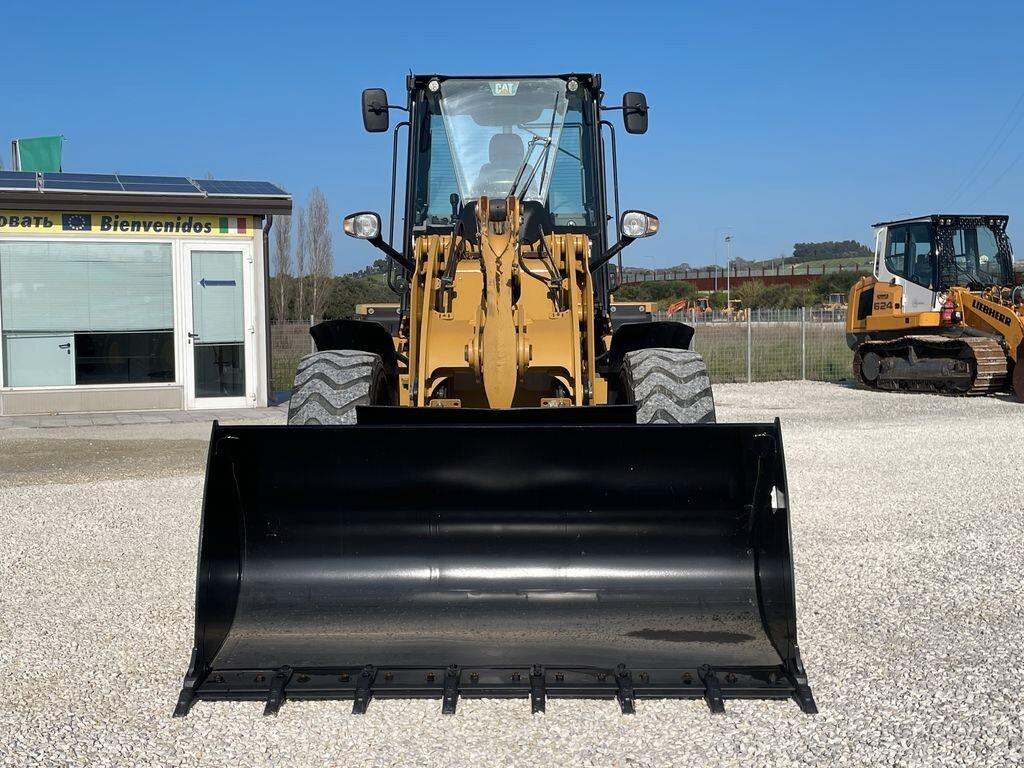 Pala gommata - CAT 914 M