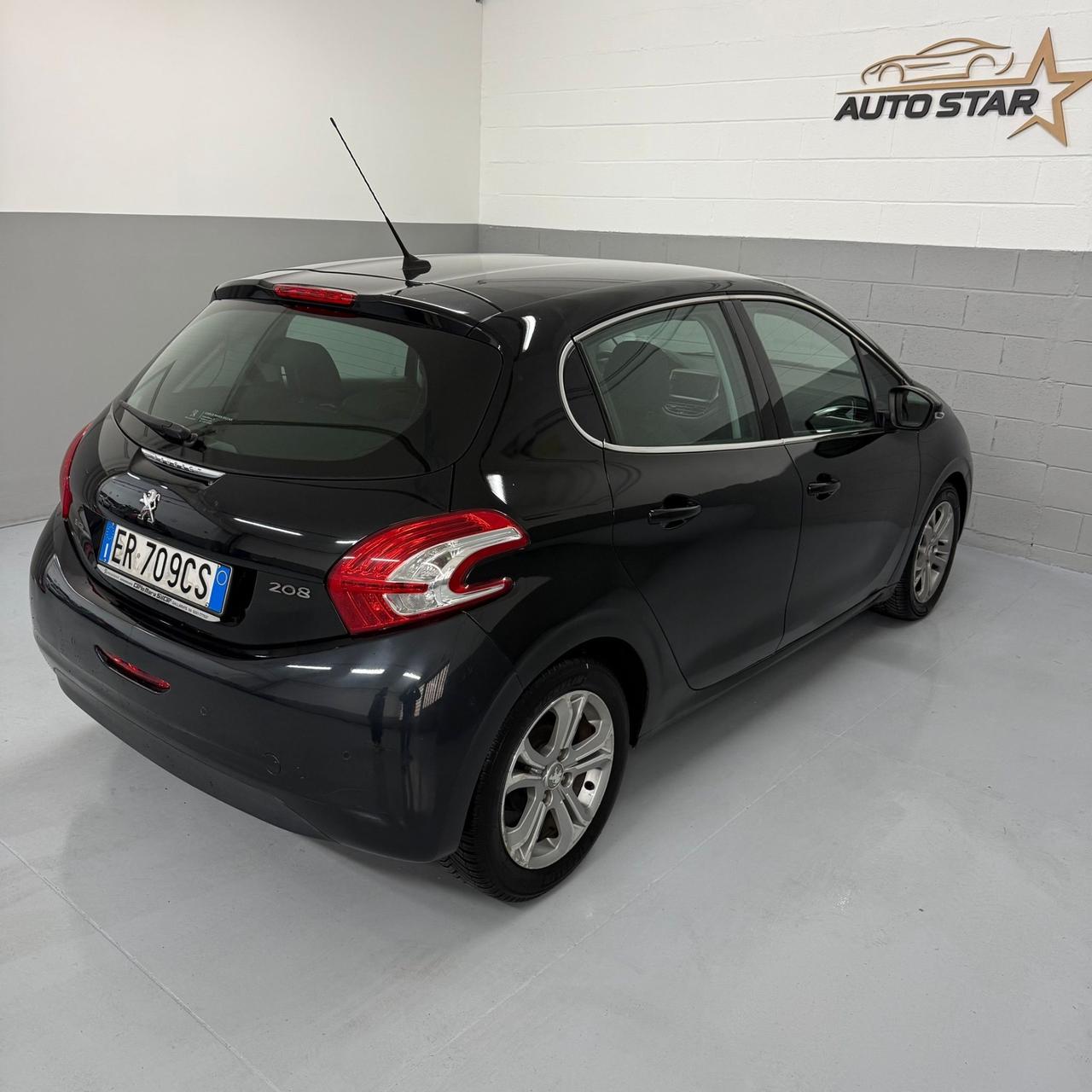 Peugeot 208 1.4 HDi 68 CV 5 porte Allure NEOPATENTATI