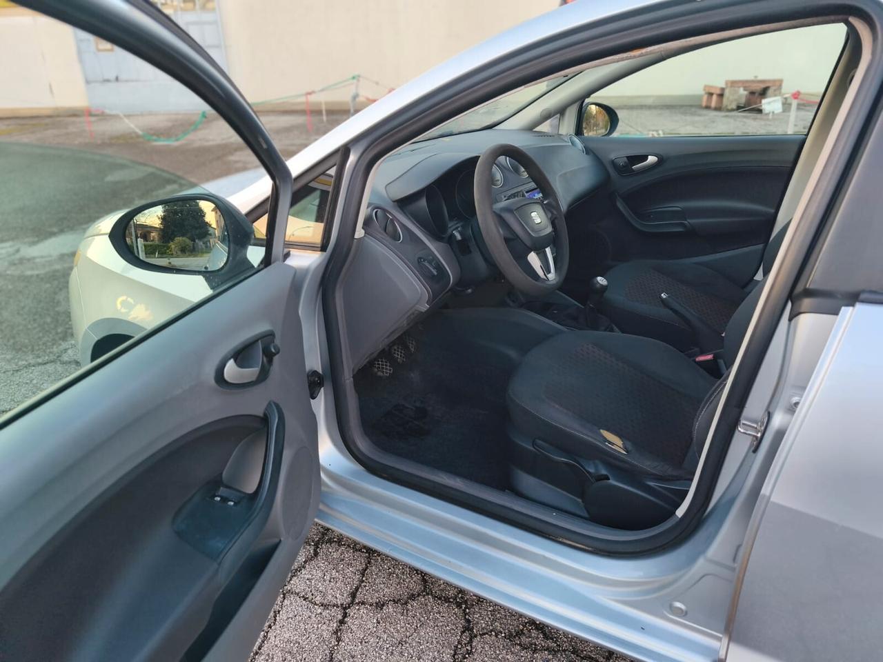 Seat Ibiza 1.2 5p. Style Dual Accetto Permute