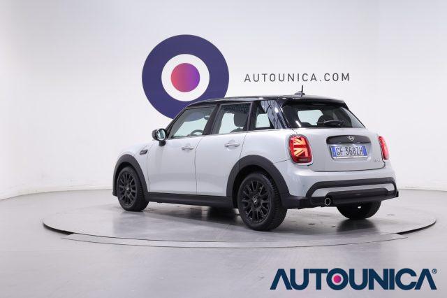 MINI Cooper 1.5 COOPER CAMDEN 5 PORTE FARI LED