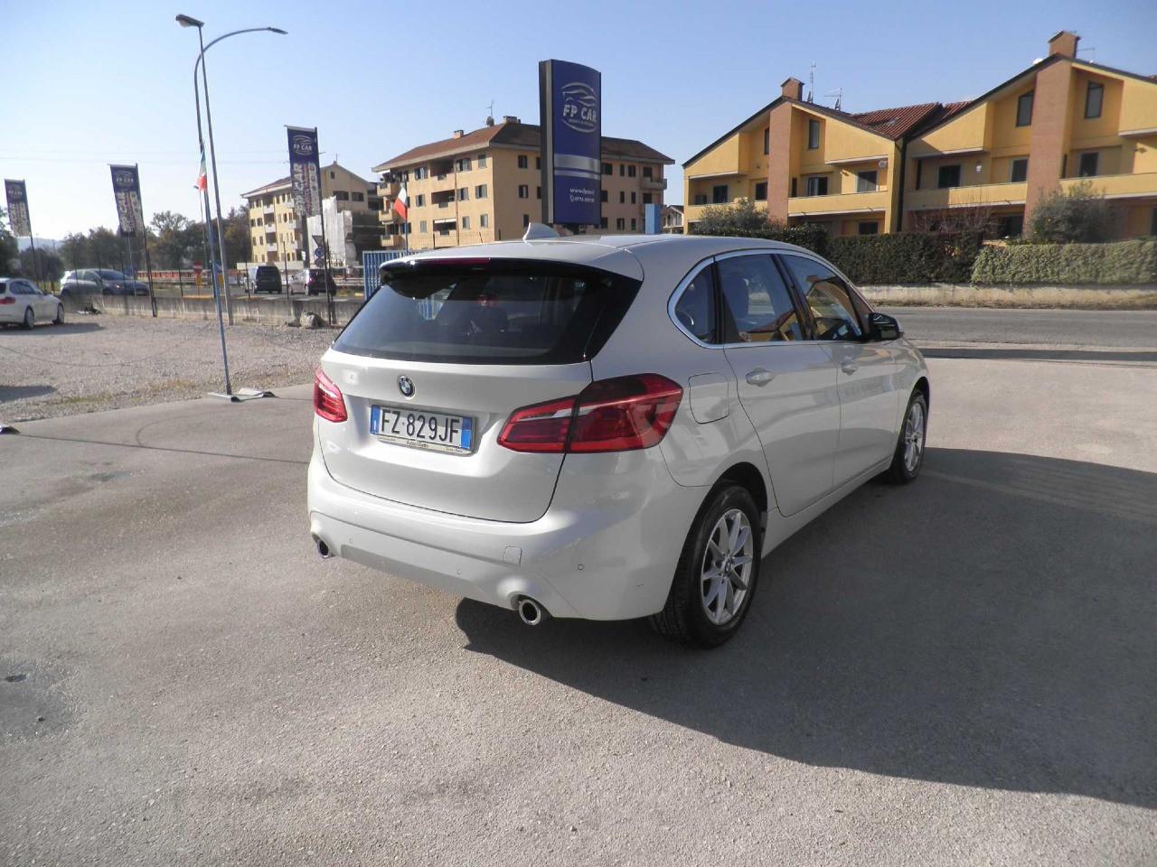 BMW Serie 2 Active Tourer 218d Active Tourer Luxury auto