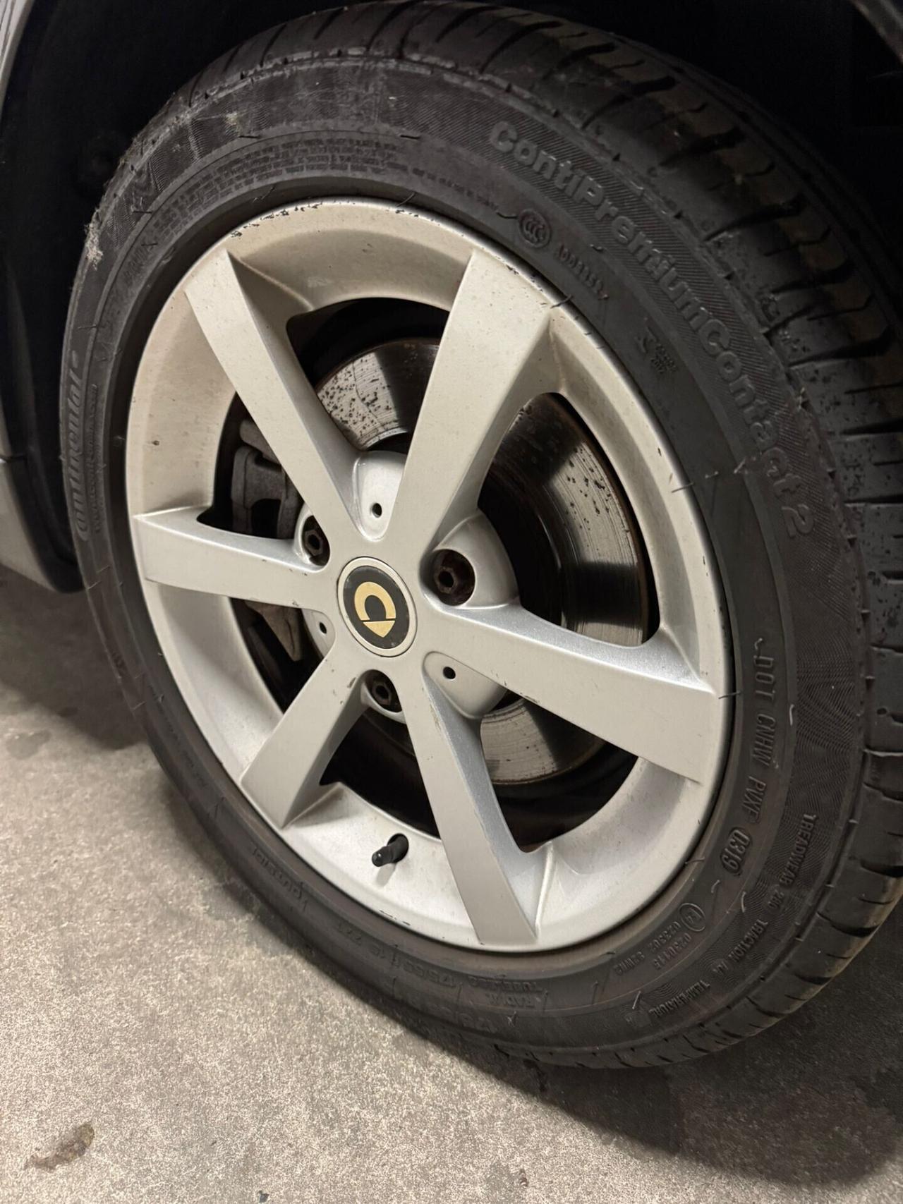 Smart ForTwo 1000 52 kW MHD motore revisionato e 12 mesi di garanzia