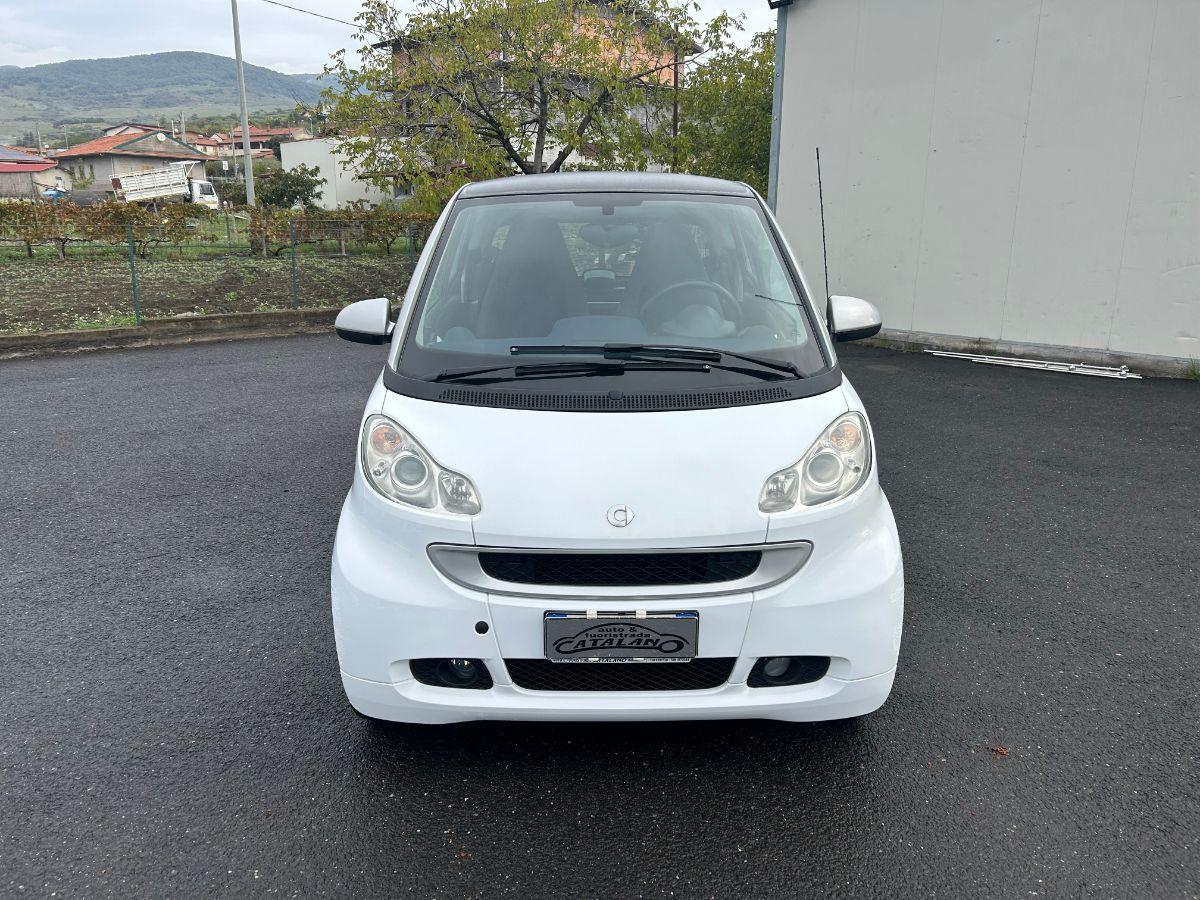 SMART - Fortwo - 1000 52 kW MHD coupé passion