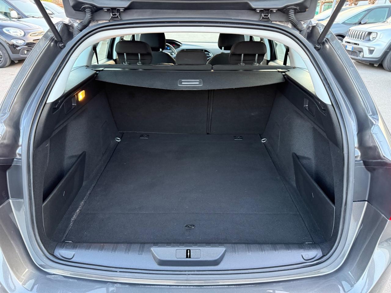 Peugeot 308 Sw 1.5 130 Cv EAT8 Navi Garantita