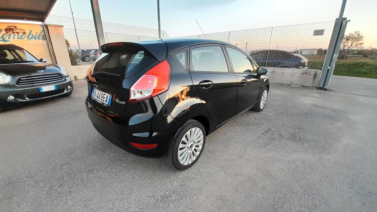 Ford Fiesta 1.4 5 porte Bz.- GPL