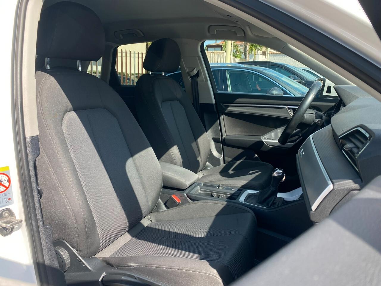 Audi Q3 Business 2.0 TDI 150CV s-tronic 35