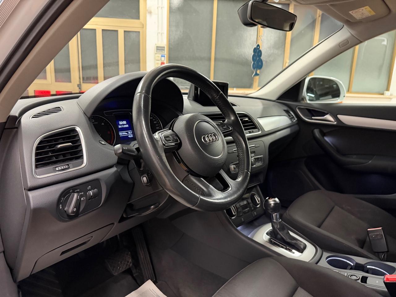 Audi Q3 2.0 TDI 150 CV Business